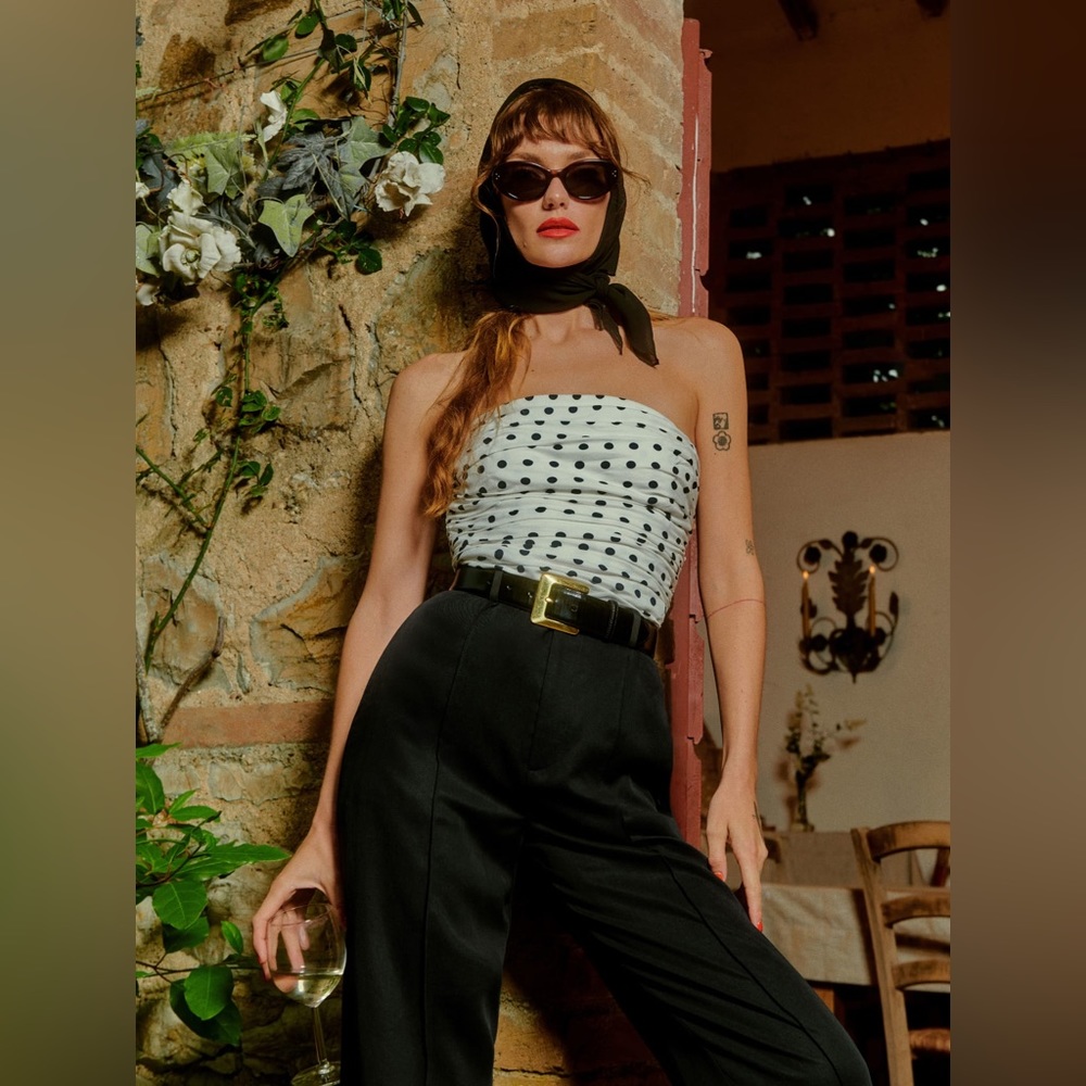 REFORMATION ROSIE TOP - Picture 2 of 7